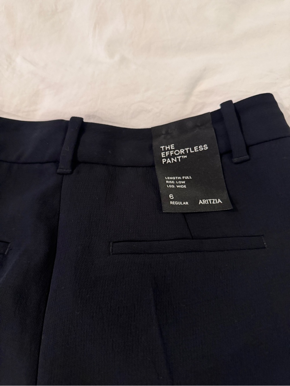Aritzia The Effortless Pant - black